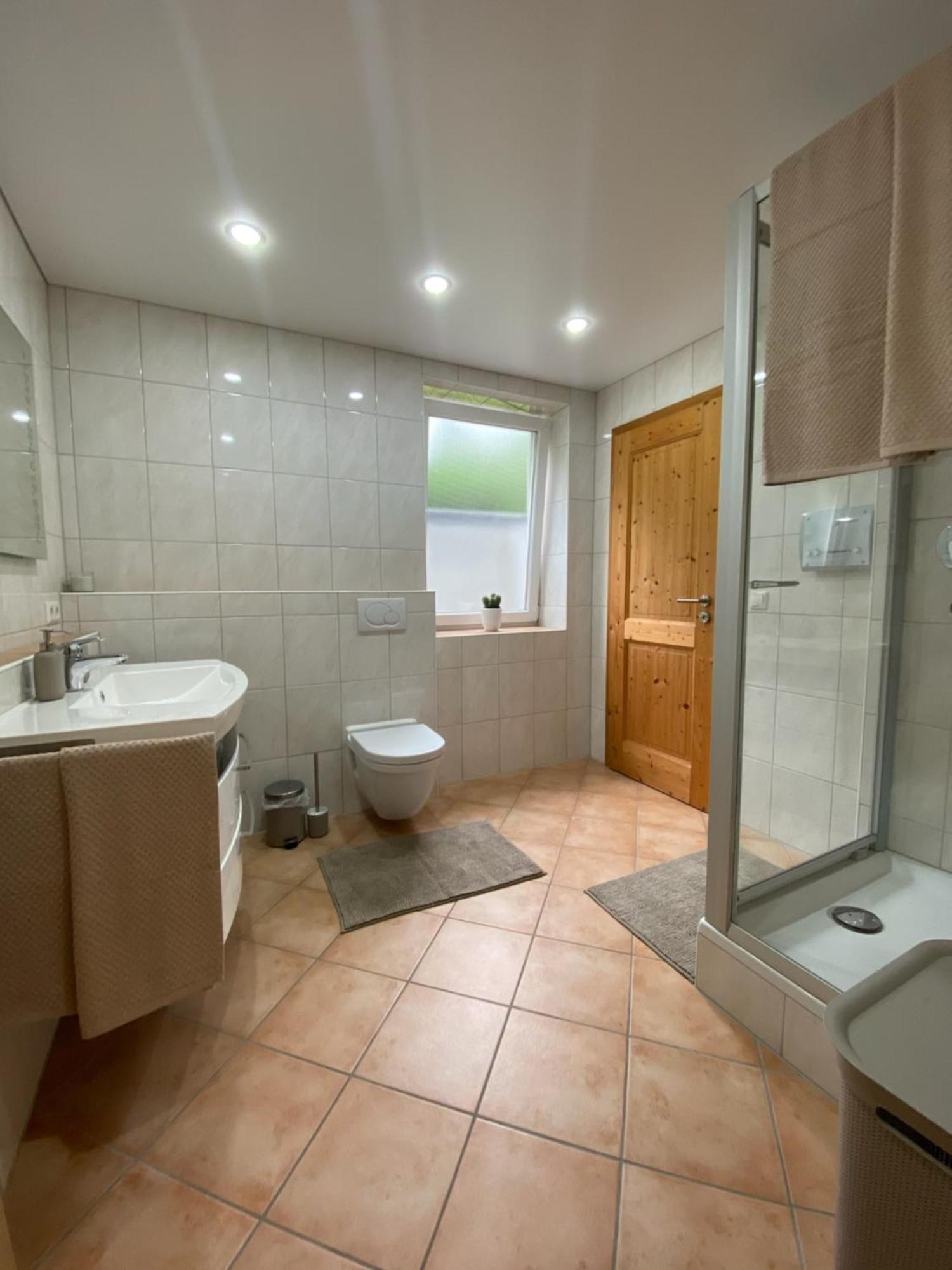 Einzimmer Apartment Niefern-Öschelbronn Exteriör bild